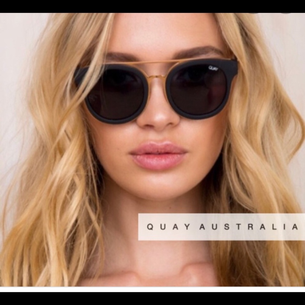 Quay Brooklyn Sunglasses in black and rose gold